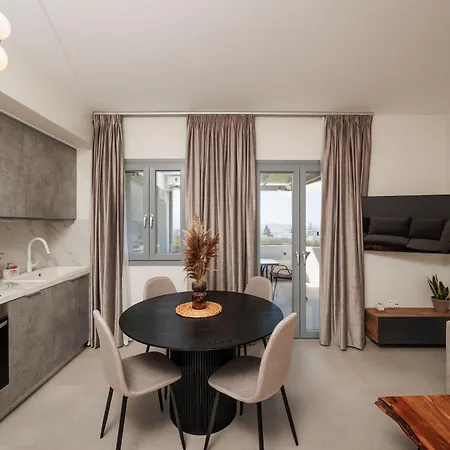 Апартаменты Etherio Naxos *